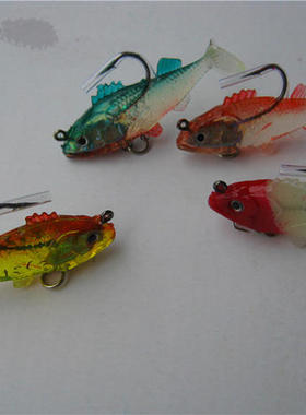 新品上架品牌 路亚假饵套 4条9克 包铅鱼路亚饵软鱼铅头钩