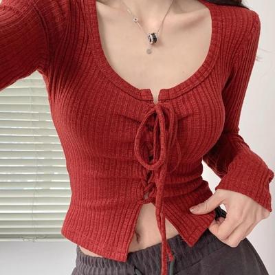红色绑绳长袖T恤修身短款