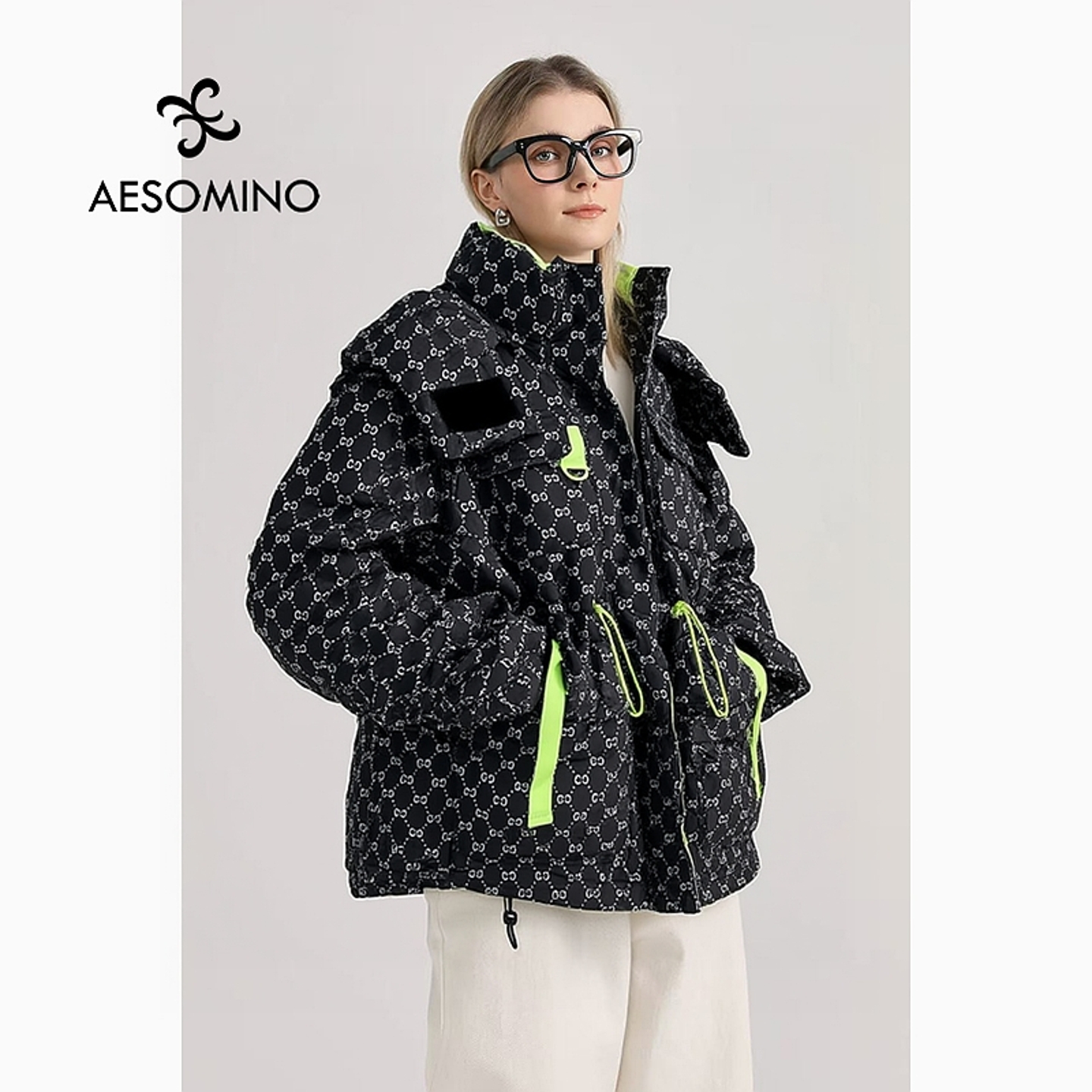 衣莎美诺冬短款冲锋衣鹅绒服