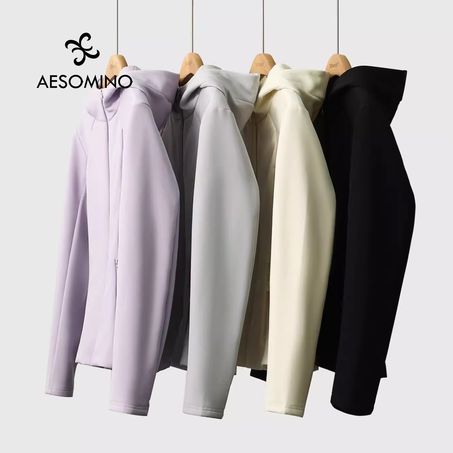 进口白鸭绒三合一连帽春秋短款羽绒服女户外冲锋衣运动外套AKYV