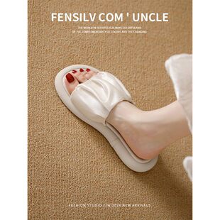 法式厚底拖鞋女夏季外穿2025新款时尚百搭休闲舒适沙滩凉拖配裙子