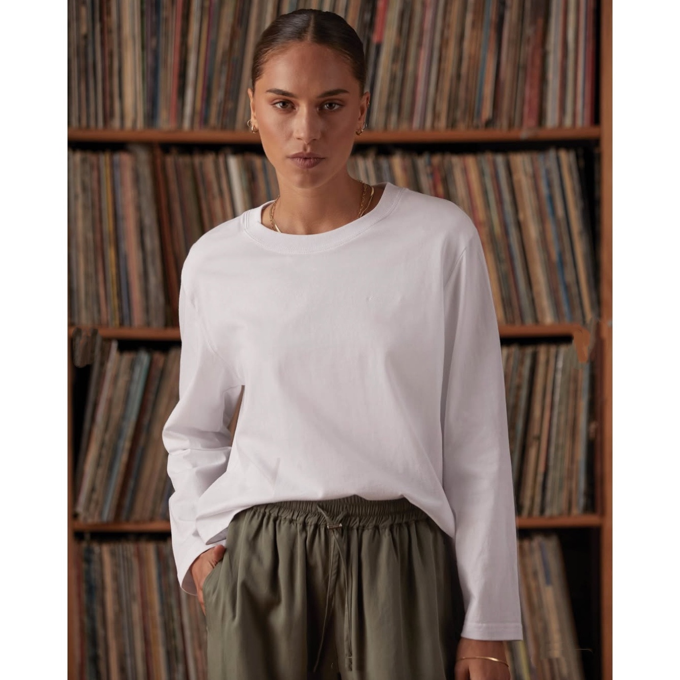 新式街头潮牌ILU刺绣圆领长袖T恤