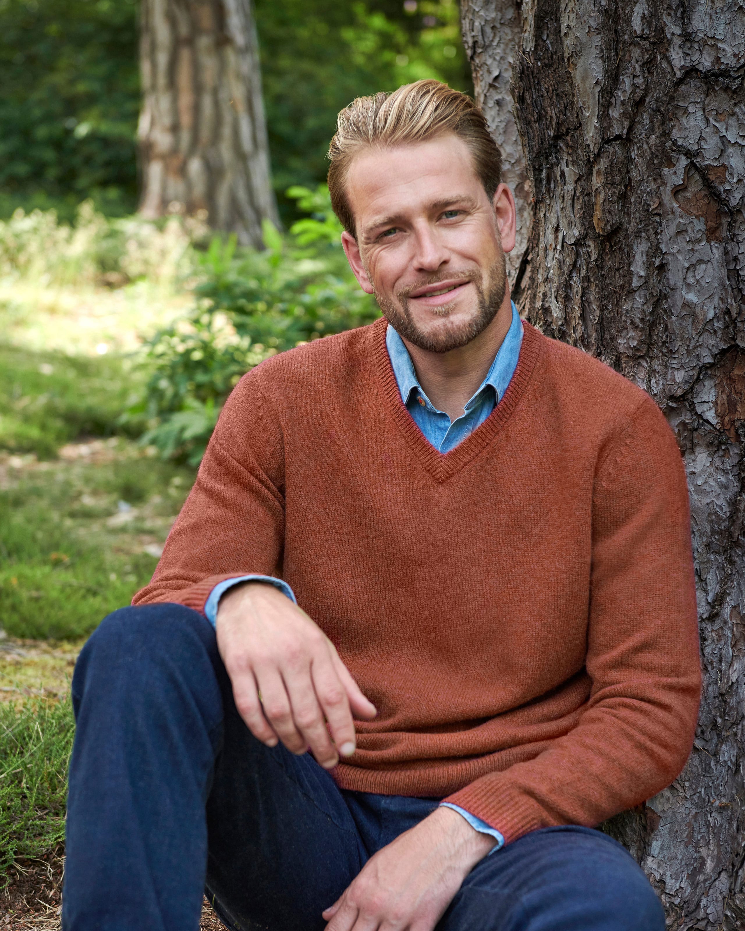 英国单多色 经典学院风羊绒棉混纺复古休闲v领针织衫毛衣