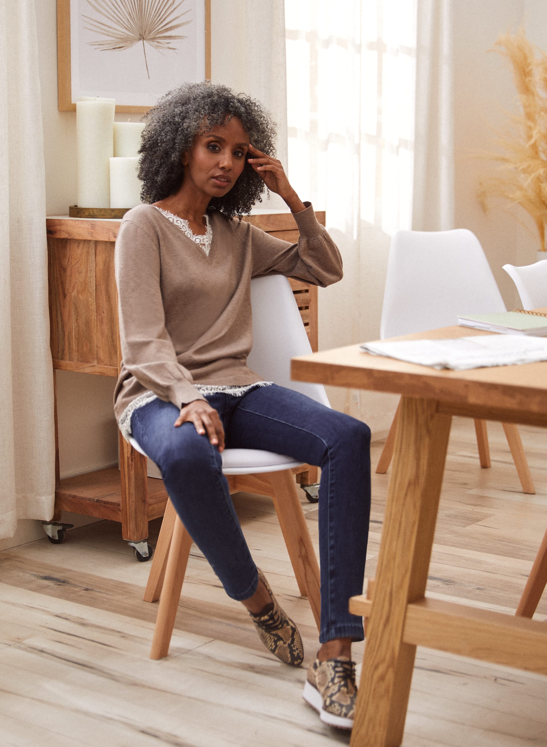 宽松休闲V领套头蕾丝针织衫毛衣