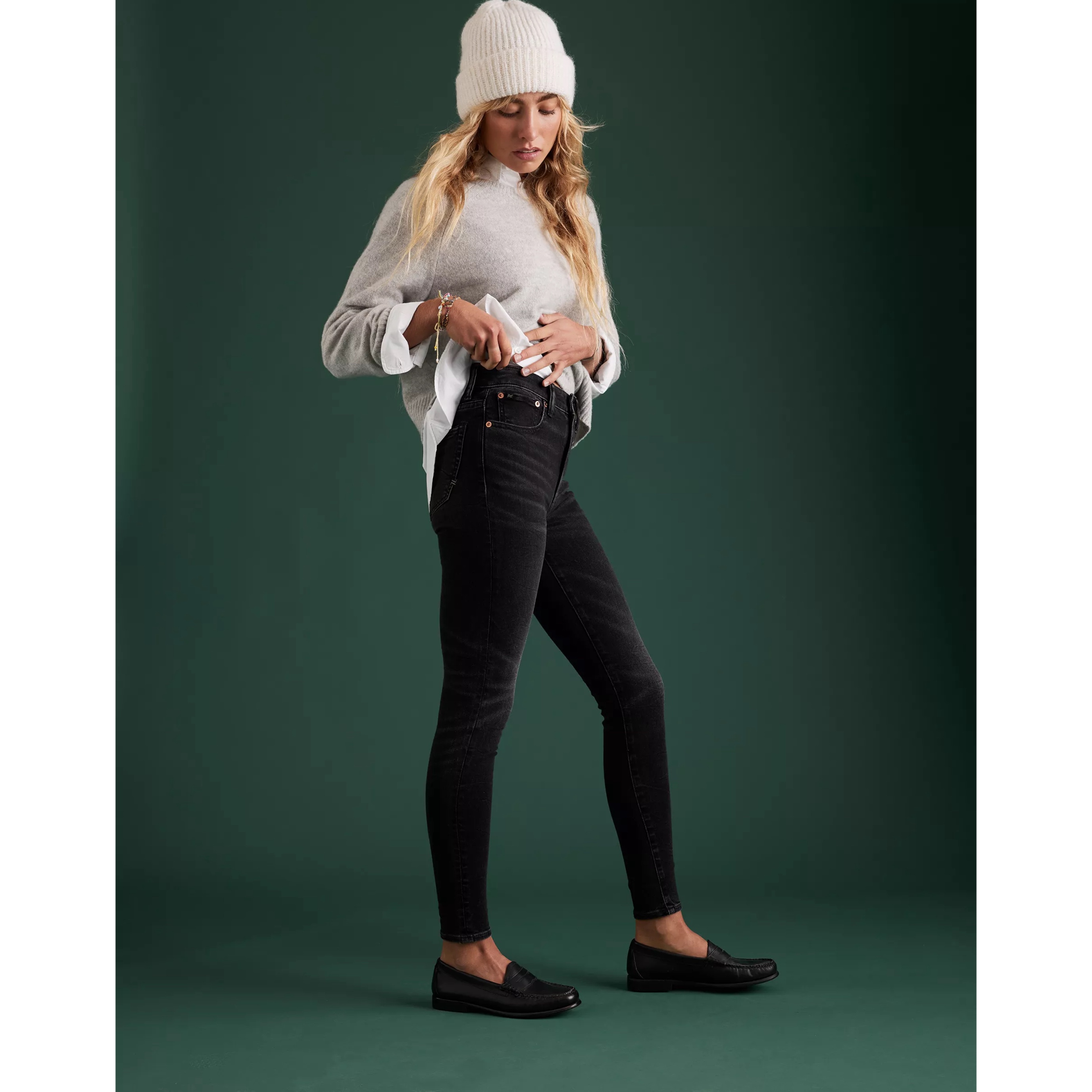 AE77灰黑色高腰弹力铅笔牛仔裤