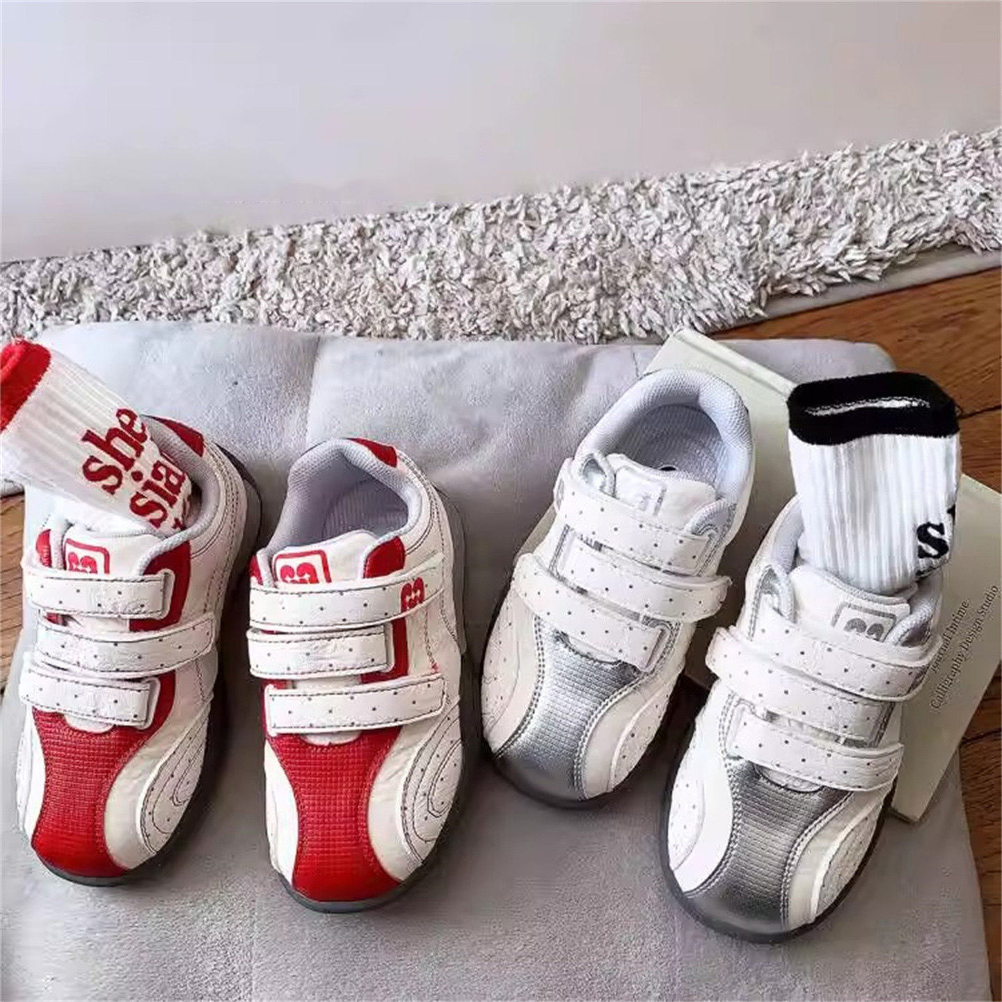 韩国Uamtor儿童运动鞋春秋2026款波点赛车鞋男女童时尚软底跑步鞋