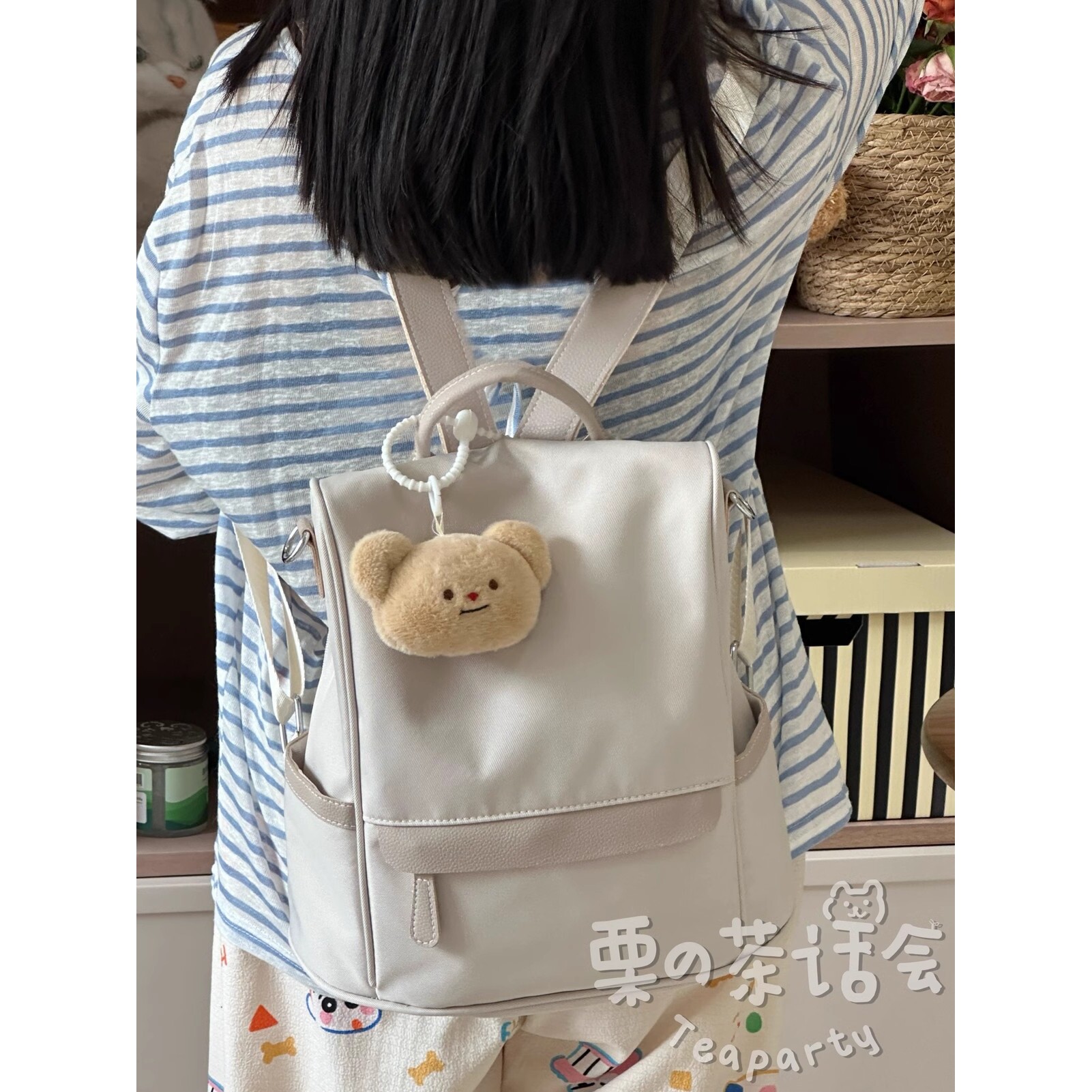 ST外出旅游轻便小书包女小个子简约百搭双肩包大学生上课通勤背包图片