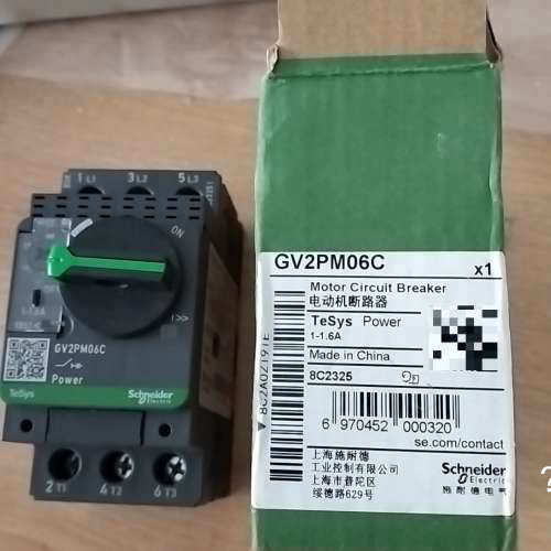 议价施耐德 电动机断路器型号GV2 PM06C 全新包装旧了点