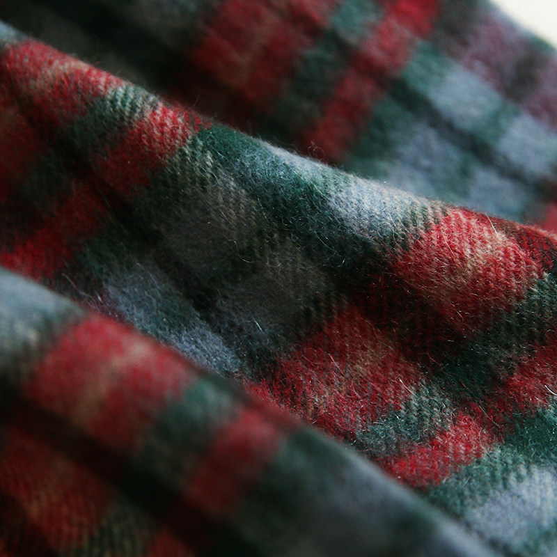 APCSHOP 24秋冬新款经典格子男女通用保暖流苏羊绒围巾中性款围脖