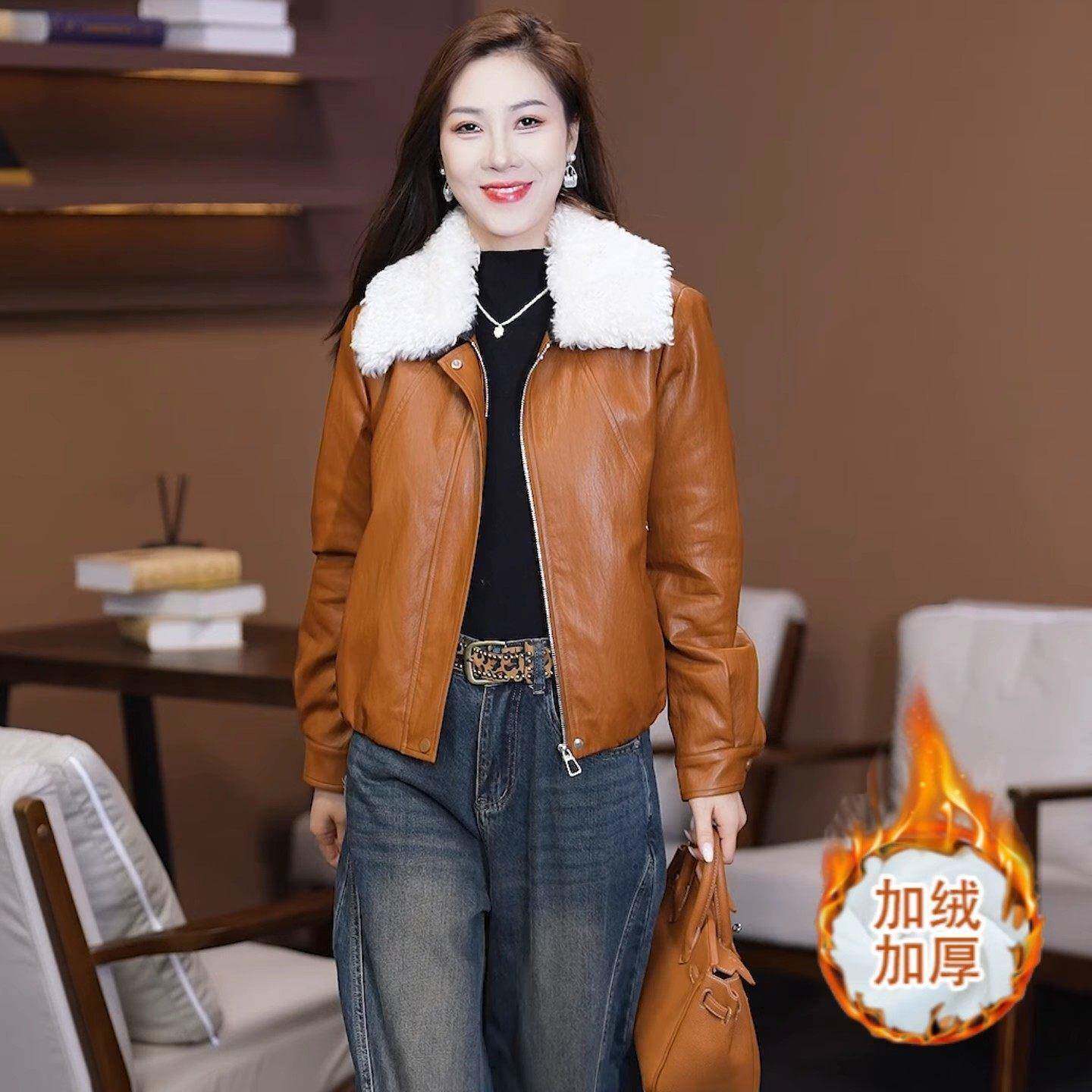 香港代购妈妈装时尚皮衣女冬季新款洋气显瘦加绒短款PU皮夹克外套