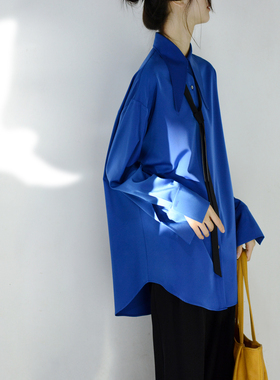 TRR 纸片人fashion宽松长袖衬衫女 小众领带设计感慵懒风中长上衣