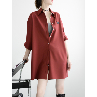 女 宽松衬衫 黑猫点缀时髦叠穿上衣 style霸屏安可拉红中长长袖 TRR