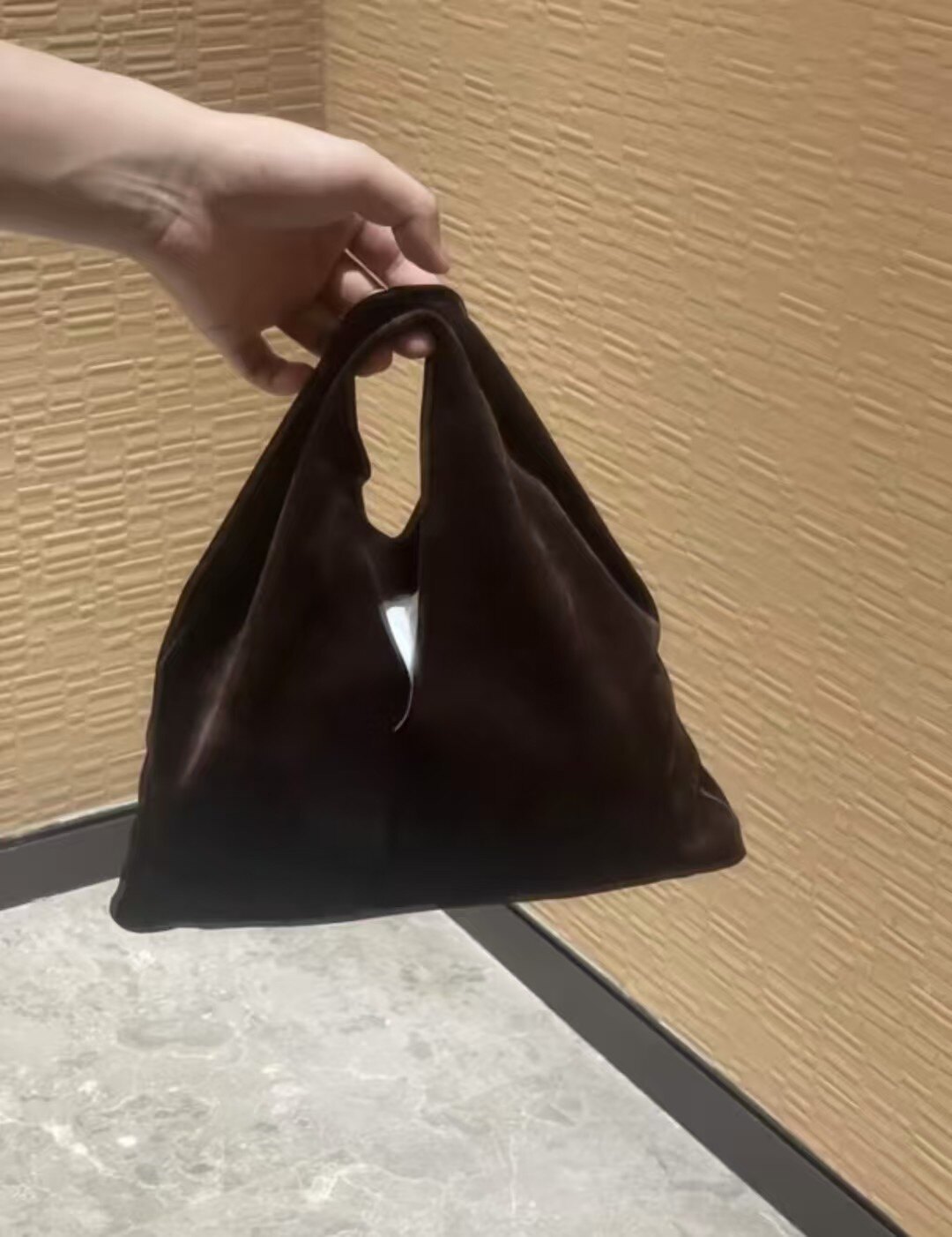 The Row Small Bindle Bag: 25 Autumn Restock Leather Triangle - Taobao product photo 4