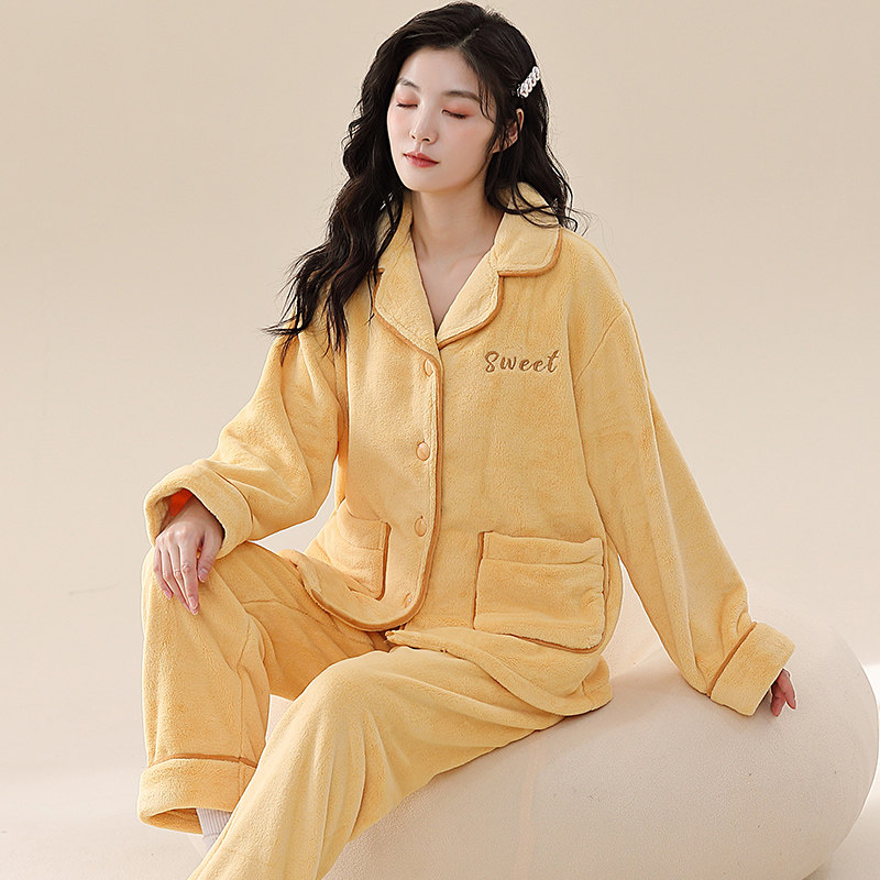 冬季珊瑚绒睡衣女士保暖加厚翻领开衫法兰绒家居服秋冬套装可外穿