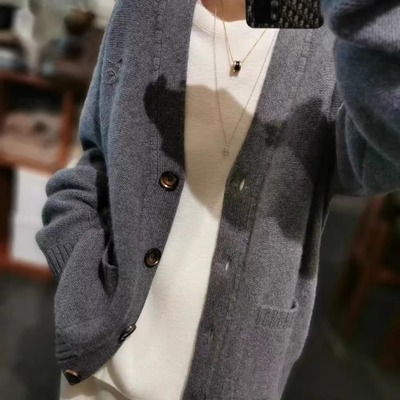 欧货时尚V领山羊绒开衫女2025秋冬新款宽松韩版羊毛针织毛衣外套