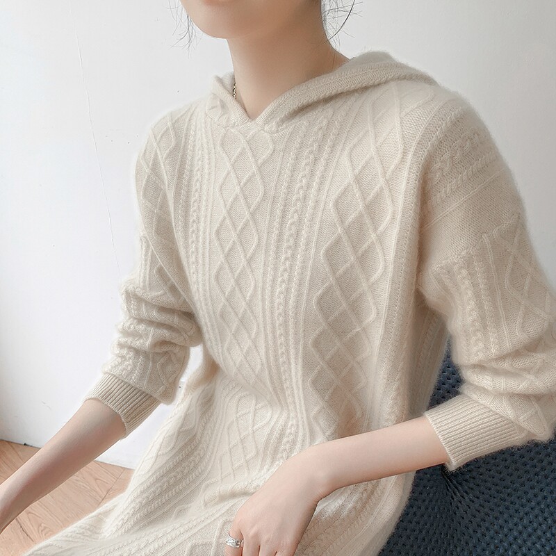 25冬季新款连帽麻花中长款山羊绒连衣裙女加厚套头宽松菱形针织裙