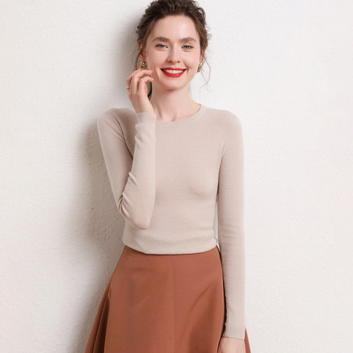 轻熟优雅风圆领精纺山羊绒针织衫女25秋冬新款修身显瘦套头打底衫