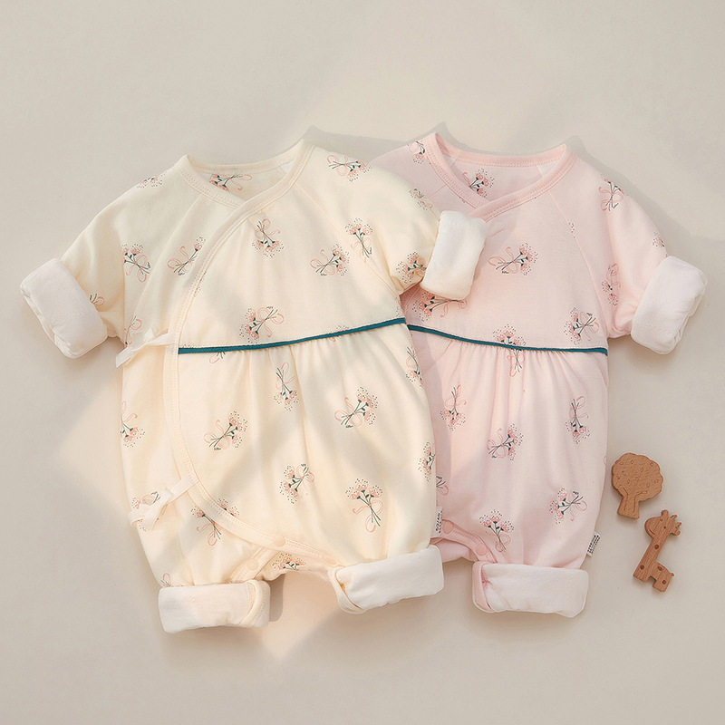 颗粒熊新生儿衣服秋冬季薄棉婴儿连体衣长袖爬爬服女宝宝蝴蝶衣