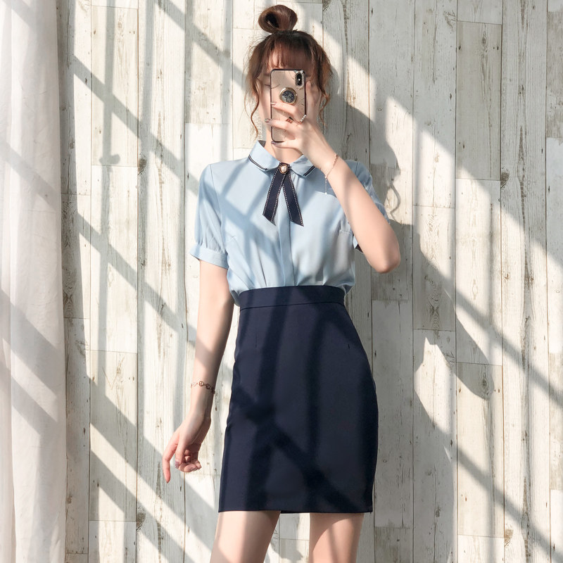 衬衣女设计感小众女装新款减龄气质职业套装夏季短袖蓝色衬衫工装