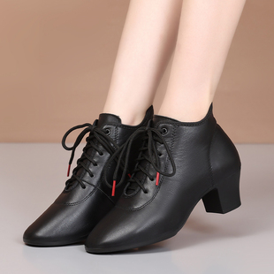 屏妍2025秋季新款舞蹈鞋广场舞鞋女真皮软底现代水兵妈妈摩登舞鞋