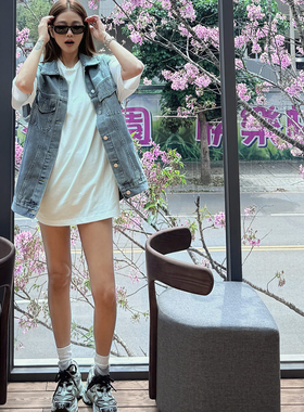 许路儿LUREHSU正品代购R241034 選品系列:毛鬚宽松牛仔背心马甲