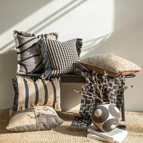 高级感中古侘寂风抱枕手工麻绳布条编织大靠枕样板间民宿飘窗