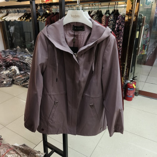 馨克丽3891甘夫人休闲连帽妈妈款 风衣2025春秋减龄中老年女外套