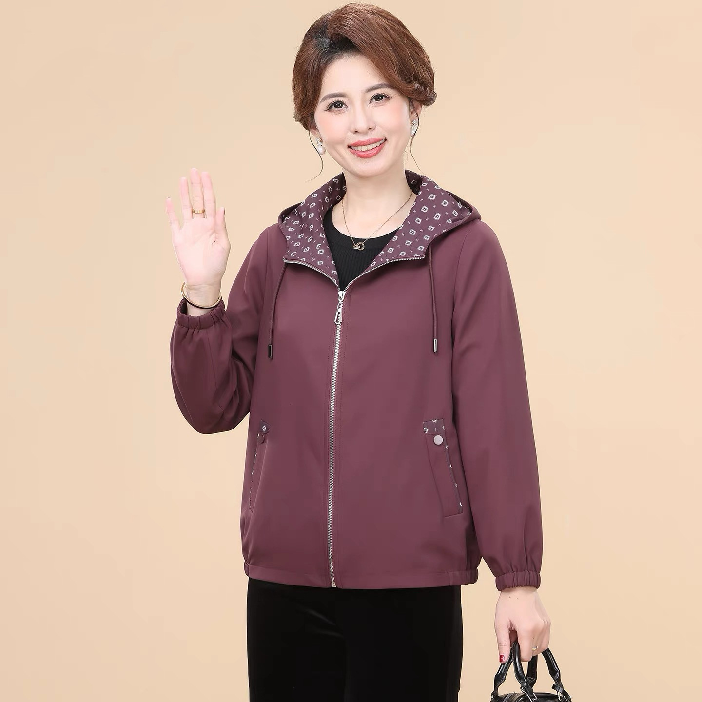 甘夫人中老年女连帽拉链外套