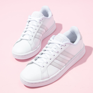 Adidas阿迪达斯女鞋板鞋