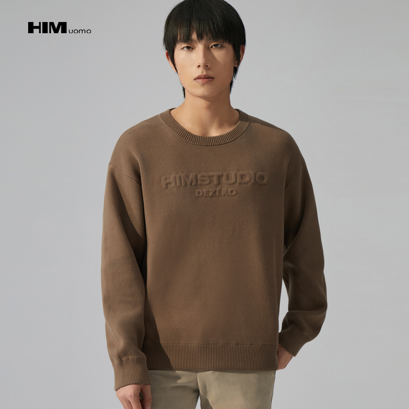 HIM汉崇 圆领休闲毛衣【立体压花】咖啡色休闲针织线衫 2025冬季