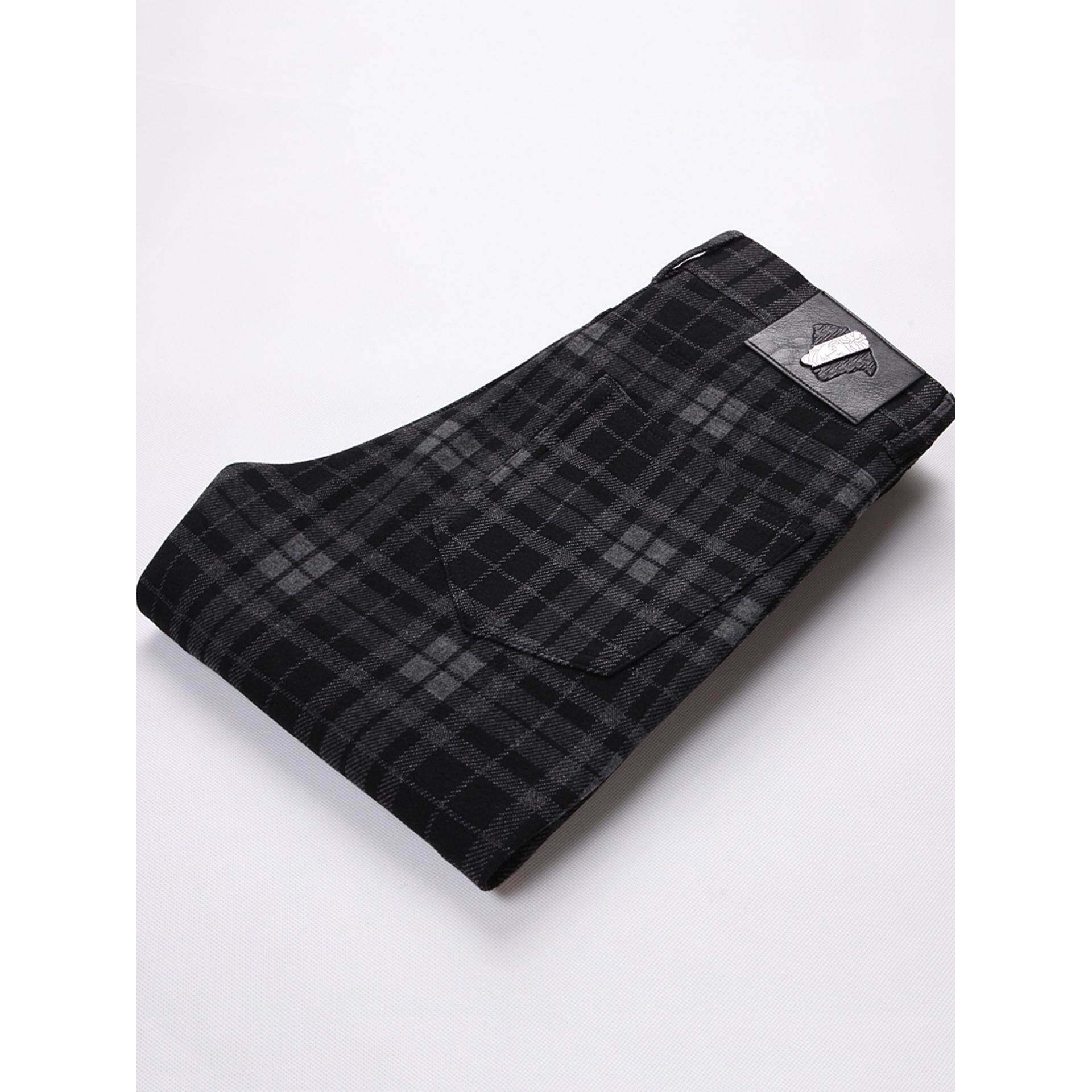 2025新款冬季灰色休闲裤男修身弹力小脚直筒英伦格子商务长裤高端