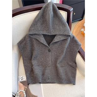 灰色带帽针织衫马甲女2025新款秋冬大码胖mm叠穿坎肩毛衣背心上衣