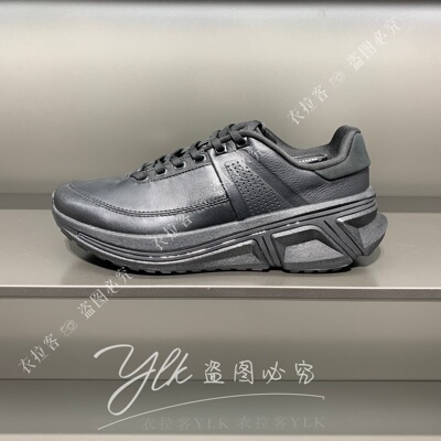 安踏冠军冬季保暖回弹男跑鞋