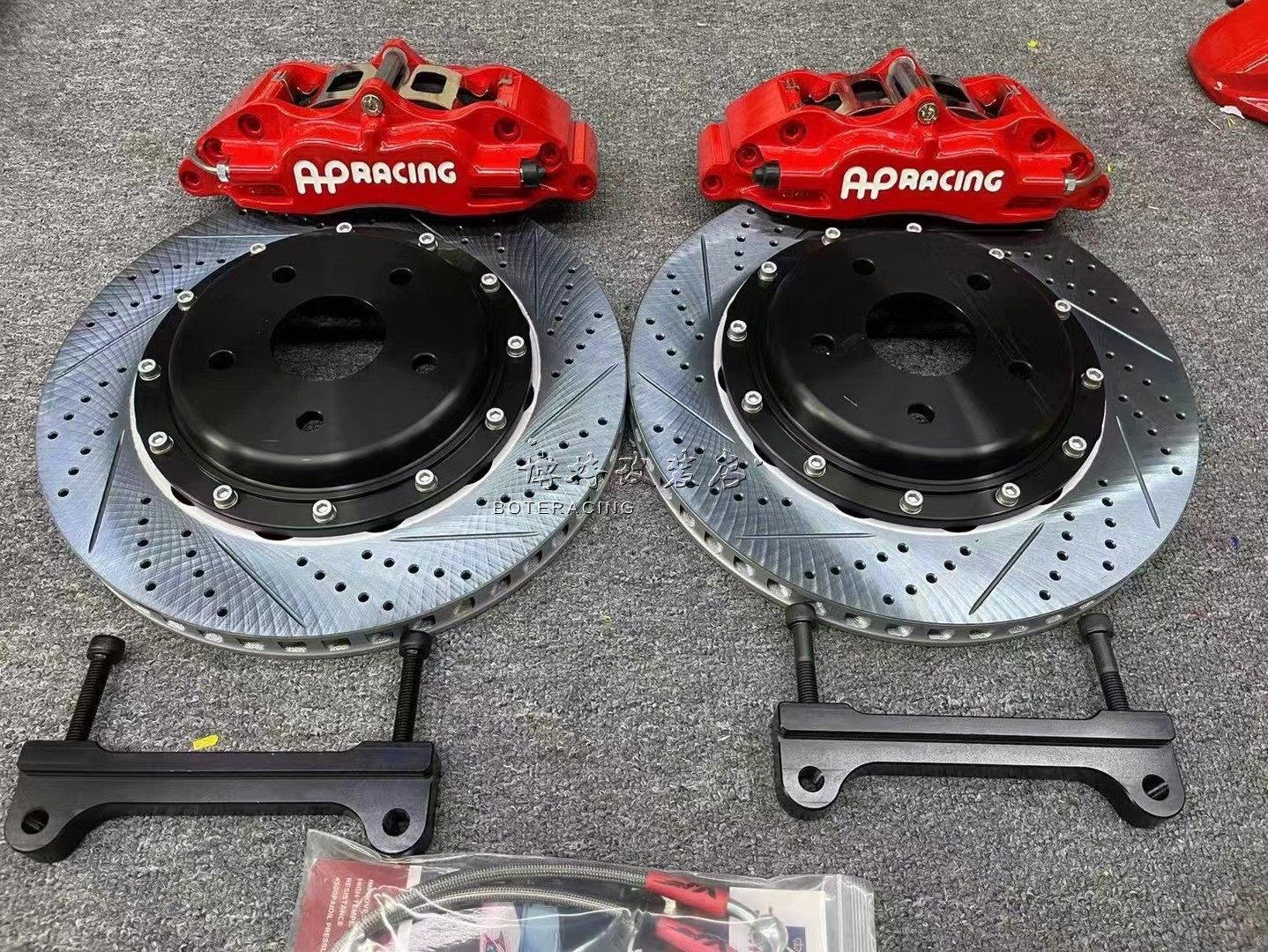 ap5200大四活塞改装宝来 波罗polo甲壳虫刹车卡钳套件