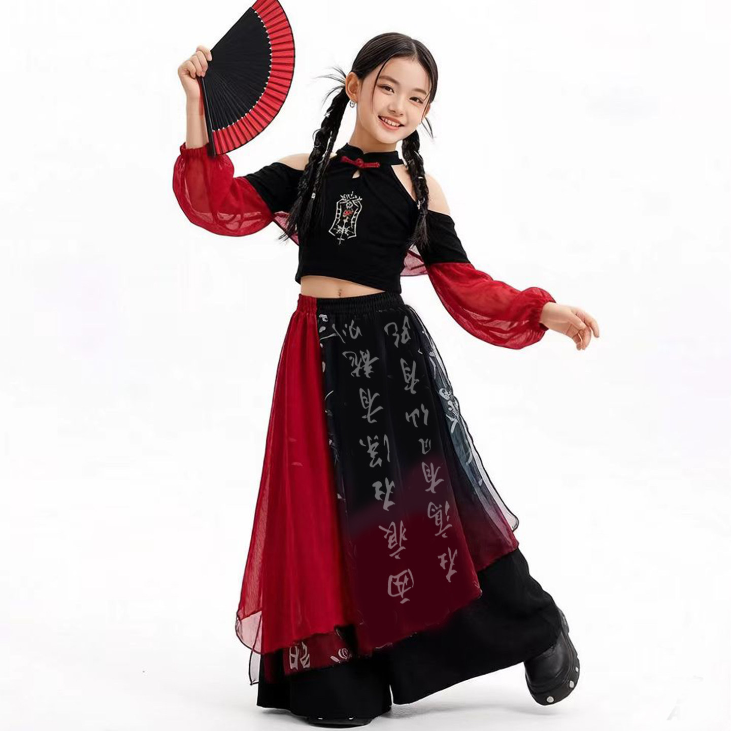 国潮儿童模特走秀潮套装女童爵士演出服大花轿中国风舞蹈表演服装