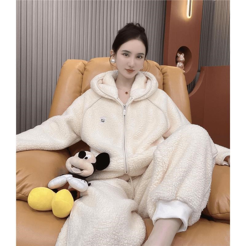 LUdi璐迪女款同款冬季新款冬款加绒加厚连M帽北羔绒套装百搭家居