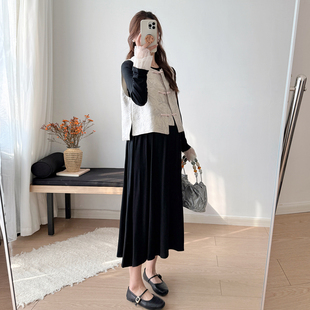 孕妇两件套连衣裙轻奢高级感春装2026小个子春季新中式孕妇装套装