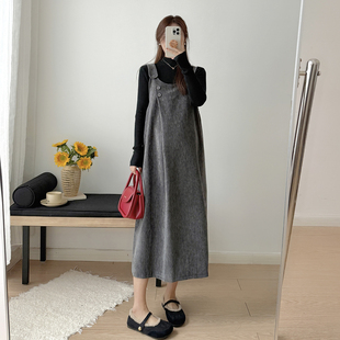 孕妇连衣裙秋冬装2025新款加厚小个子冬季高质量孕妇装背带裙套装