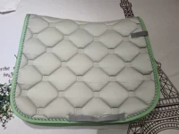 Светло-зеленый