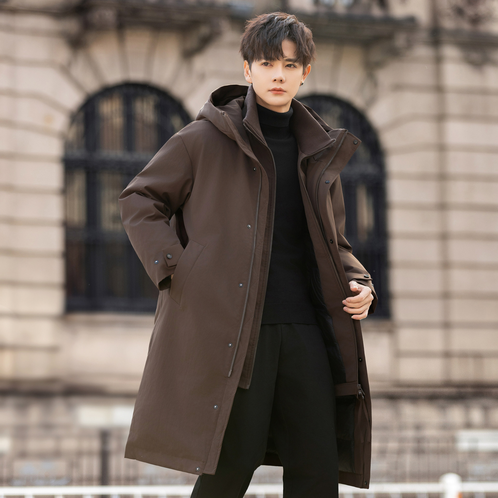 90白鸭绒男士羽绒服大码连帽中长款2025新款冬季加厚保暖风衣外套