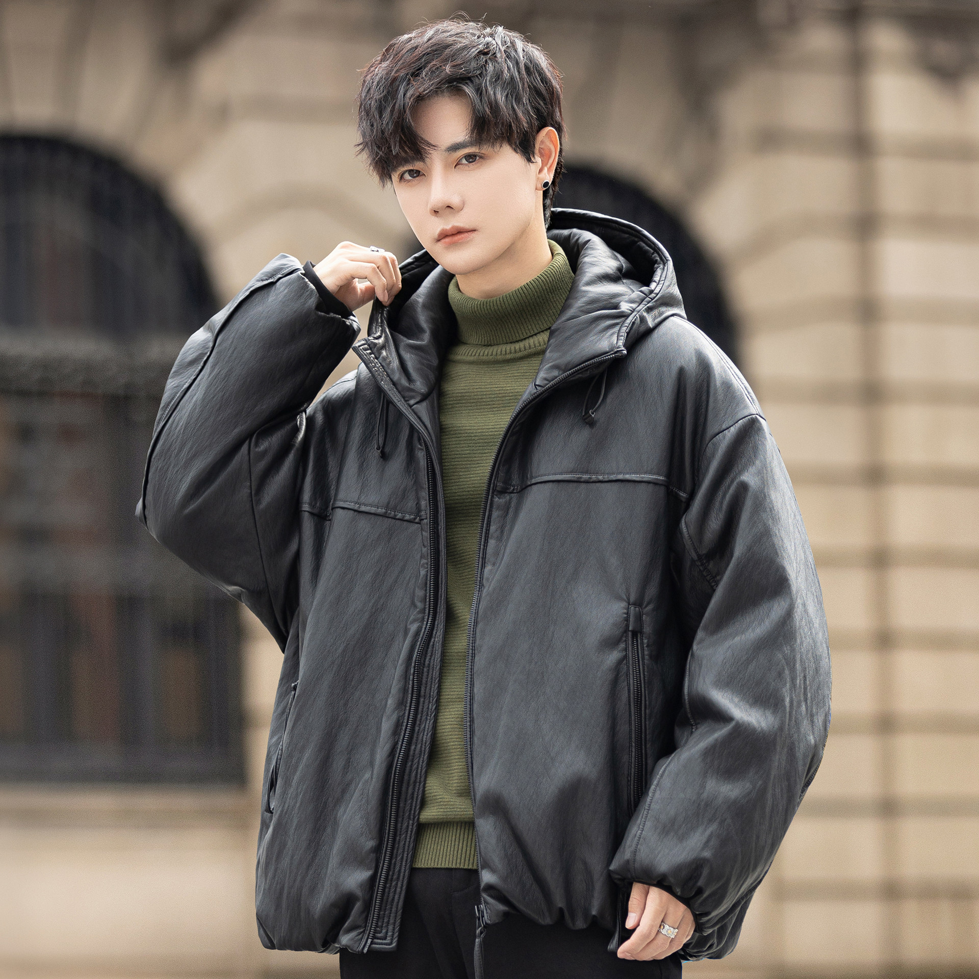 连帽PU皮羽绒服男士冬季加厚保暖2025新款夹克外套短款青少年学生