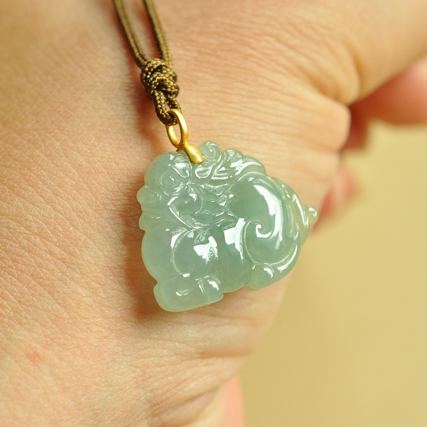 aa18老坑冰晴蓝绿小麒麟天然缅甸A货翡翠18K真黄金镶嵌吊坠玉坠