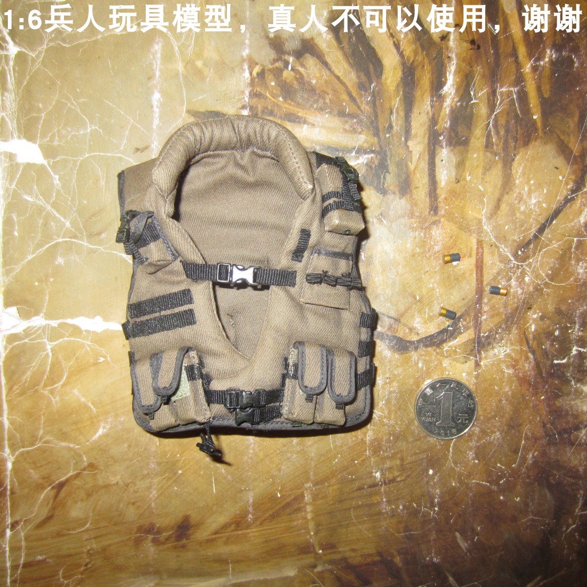 hottoys核战记1/6兔子头兵人
