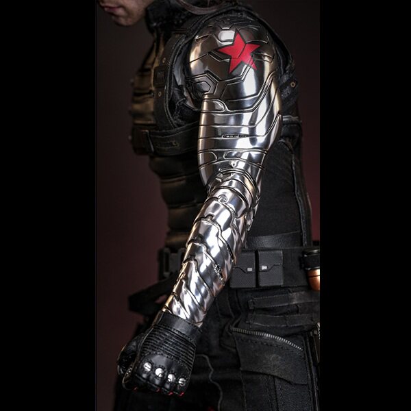 兵人1/6hottoys冬兵