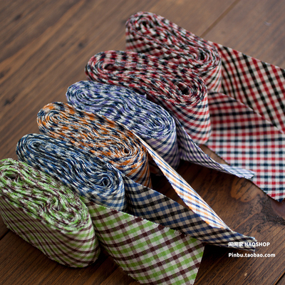 闹闹家色织先染平纹朝阳格格布