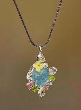 原创水晶原石月亮绕线吊坠