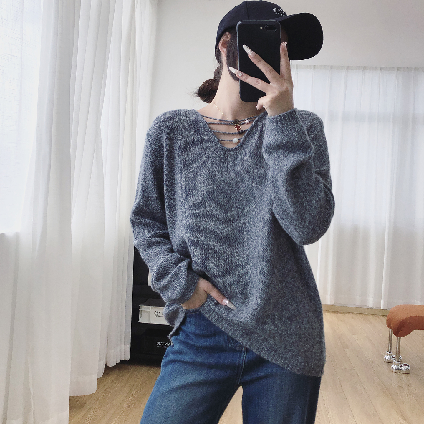 软糯亲肤领口手工串珠V领羊毛衫套头毛衣女内搭打底衫长袖针织衫
