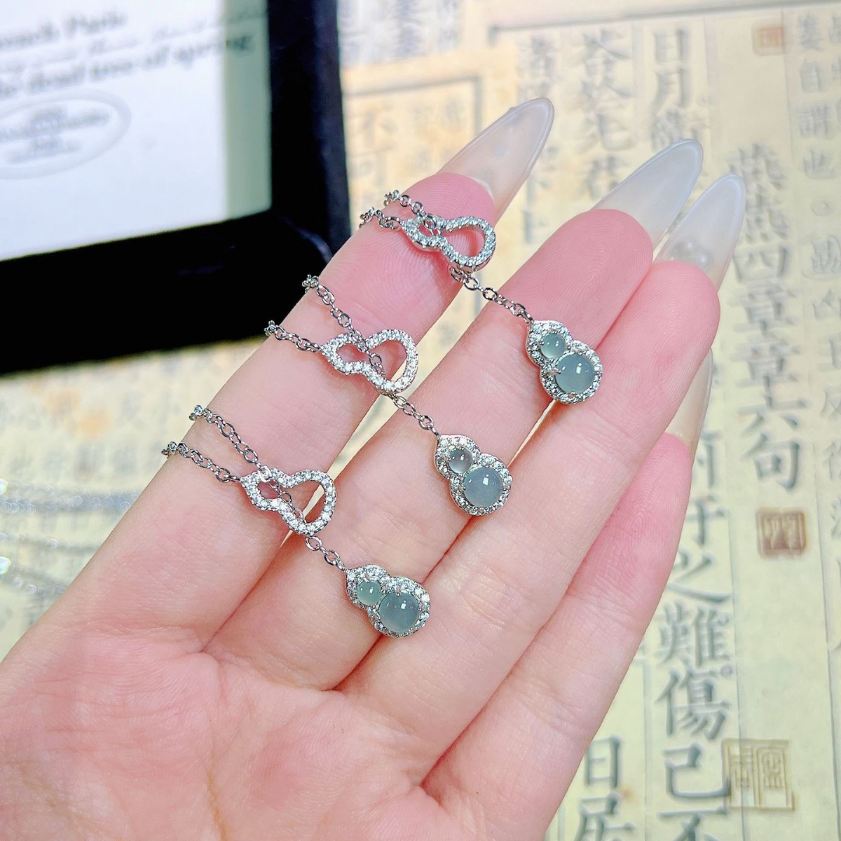 中国风福禄双全镶嵌女蓝水翡翠蛋面葫芦吊坠项链高级感锁骨链饰品