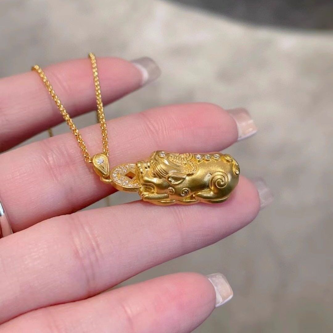 越南如意貔貅吊坠男女黄金色轻奢编绳项链沙金招财毛衣链实心挂坠