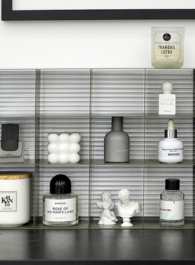 墨绿色化妆品收纳架 简约现代盲盒展示架 ins风桌面轻奢铁艺杯架